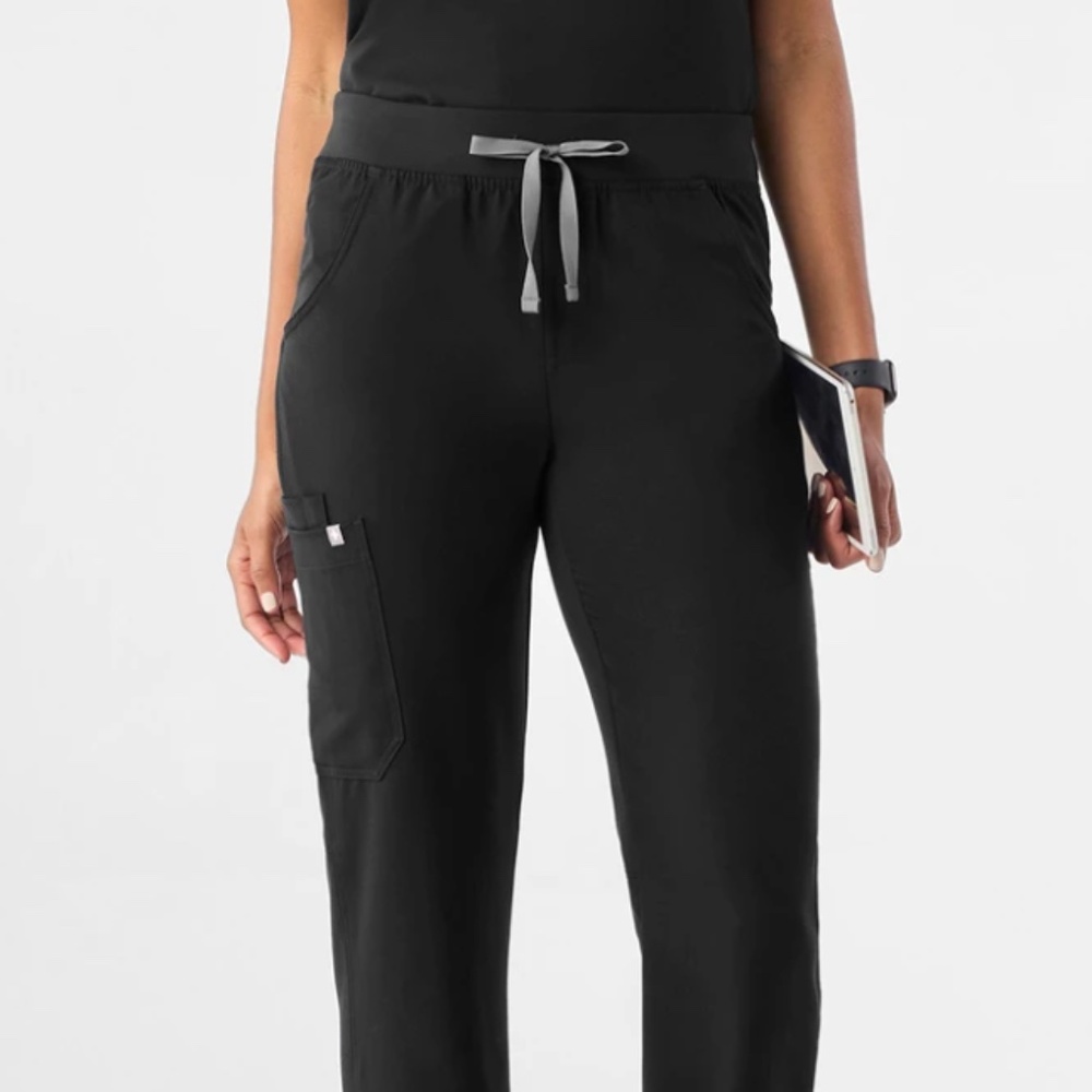 FIGS Black XS Kade Cargo